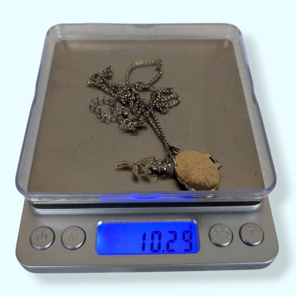 (2/$20) Dainty Flower & Locket Necklace - Picture 7 of 7